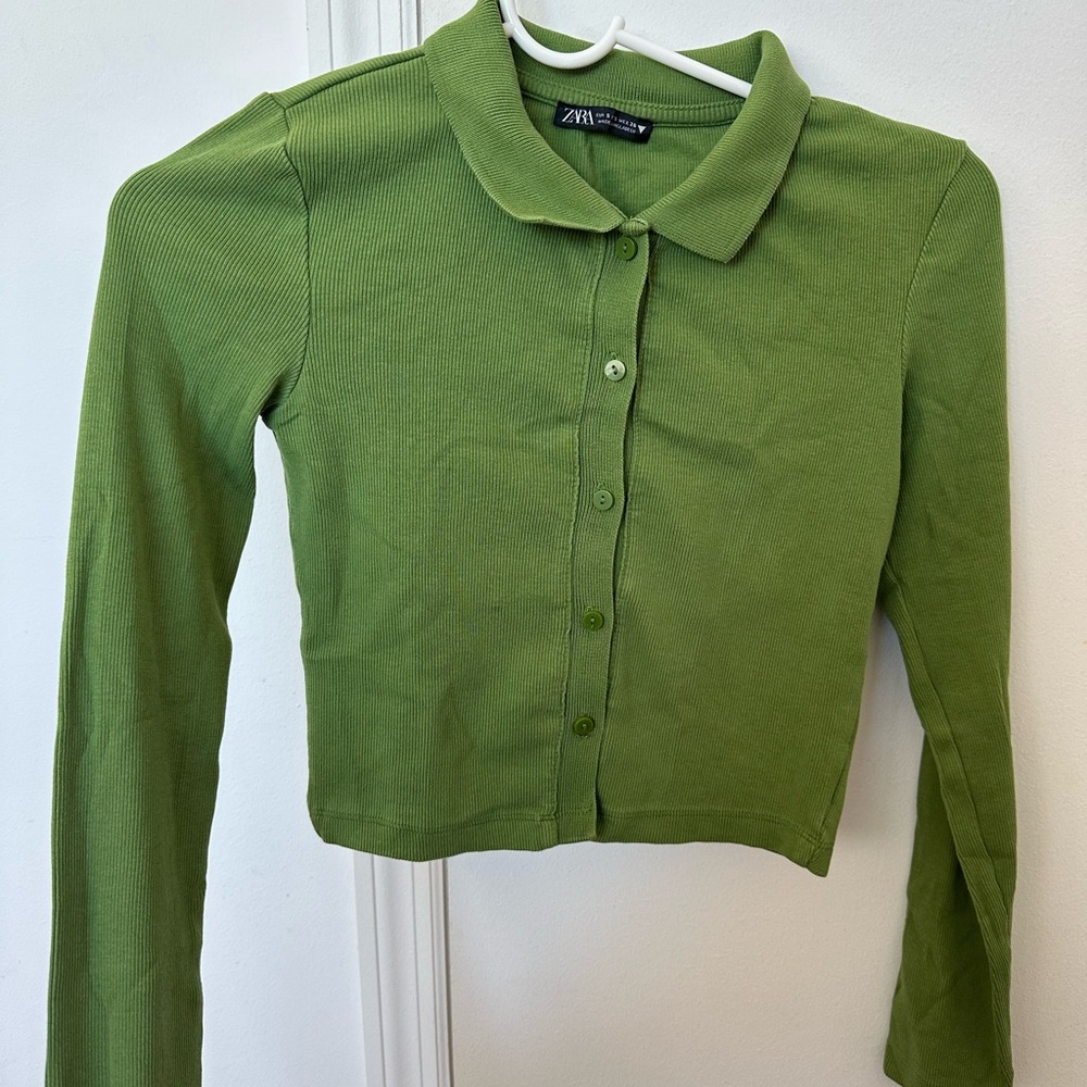 Zara Olive Button-Up Cropped Cardigan